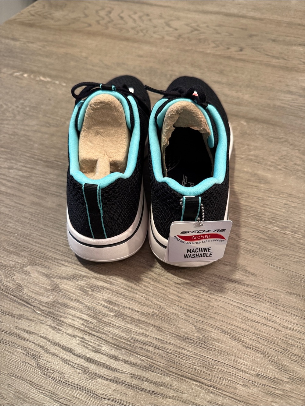 Skechers Arch Fit Black Knit Sneakers with Teal Lining size 8.5 - Picture 3 of 5